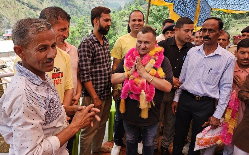 उपाध्यक्ष विधानसभा ने रेणुका विधानसभा क्षेत्र के द्राबिल में सुनी जनसमस्याएं