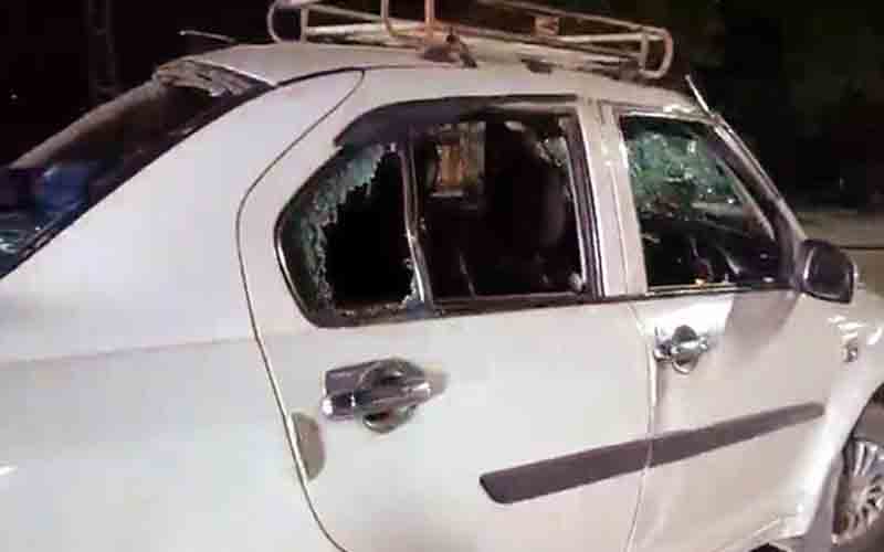 पंजाब के भरतगढ़ में मंडी के टैक्सी चालक व सवारियों से मारपीट, टैक्सी भी तोड़ी