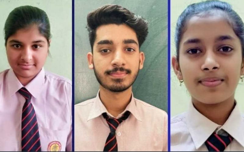 डॉ. अंबेडकर राष्ट्रीय मेरिट अवार्ड से नवाजे करिअर अकादमी के 3 होनहार
