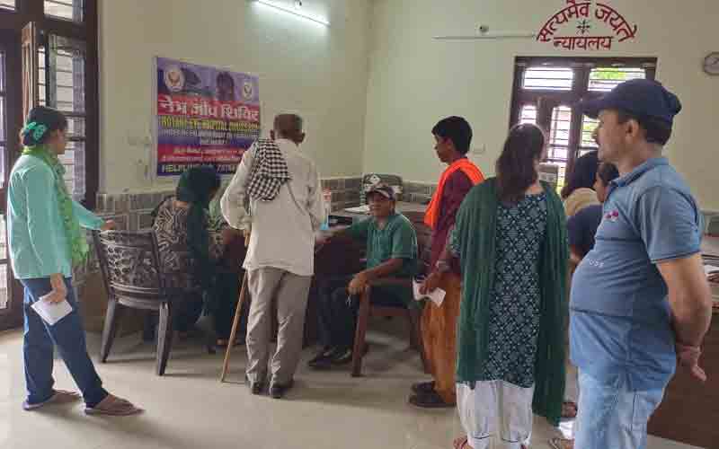 खरयालता पंचायत में नेत्र चिकित्सा व दंत चिकित्सा जांच शिविर का हुआ आयोजन