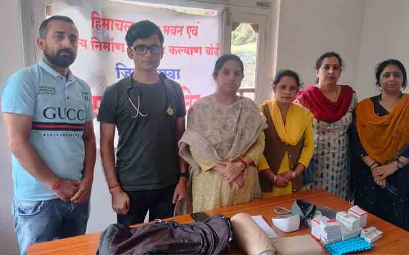 जिला कामगार कल्याण बोर्ड की ओर से निशुल्क स्वास्थ्य जांच शिविर आयोजित