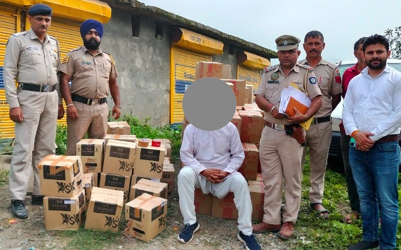 शिलाई में ढाबा संचालक से अवैध शराब की 170 पेटियां बरामद,  मामला दर्ज