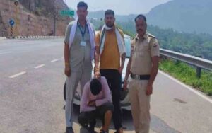 Police-caught-car-driver-wi.jpg