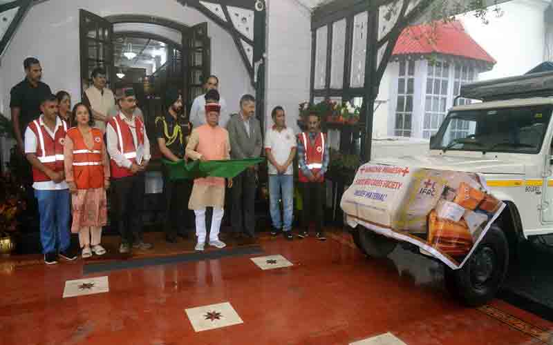 राज्यपाल ने कुल्लू जिले के आपदा प्रभावितों के लिए भेजी राहत सामग्री