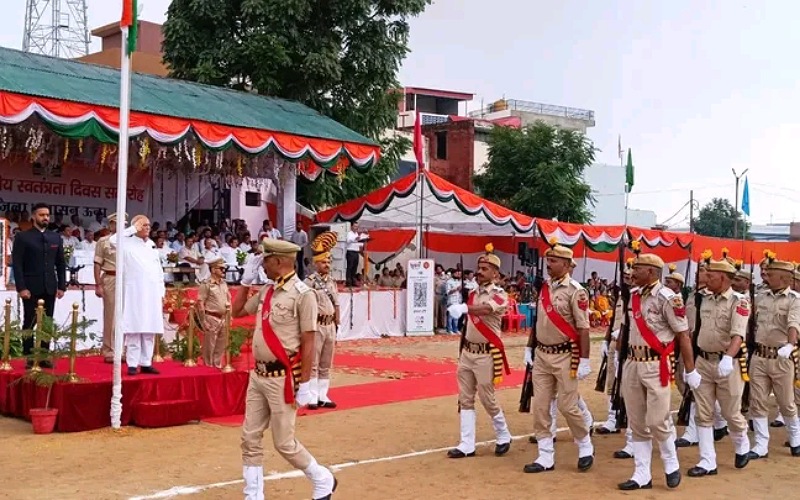 ऊना में जिला स्तरीय स्वतंत्रता दिवस समारोह में मुख्य अतिथि रहे कृषि मंत्री