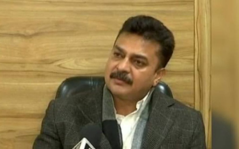 मुख्य-गृह-स्वास्थ्य सचिव को नोटिस, एचसी ने पूर्व दवा नियंत्रक के खिलाफ भ्रष्टाचार मामले में मांगा जवाब