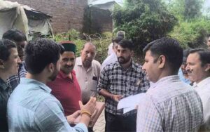 Pathania inspected the land for construction of vegetable market in Draman.