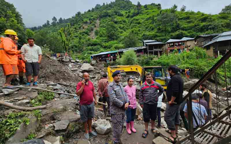 तेरंग हादसे में लापता हरदेव की तलाश जारी, अब तक 9 शव बरामद
