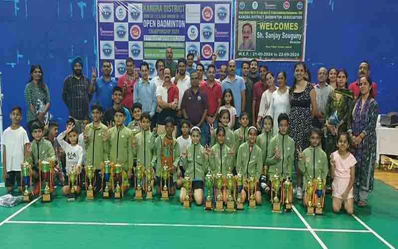 धर्मशाला की आराध्या ने जीते दो खिताब : जिला स्तरीय बैडमिंटन प्रतियोगिता में छाया दबदबा