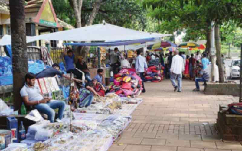 संजौली बाजार में अवैध तहबाजारियों पर कार्रवाई, नॉन-वेंडिंग जोन घोषित