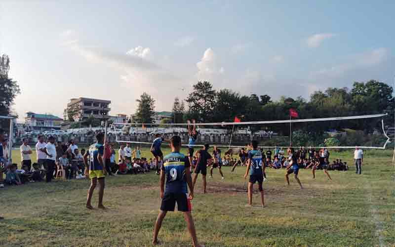 शाहपुर में खंड स्तरीय खेलकूद प्रतियोगिता के फाइनल मुकाबले खेले गए