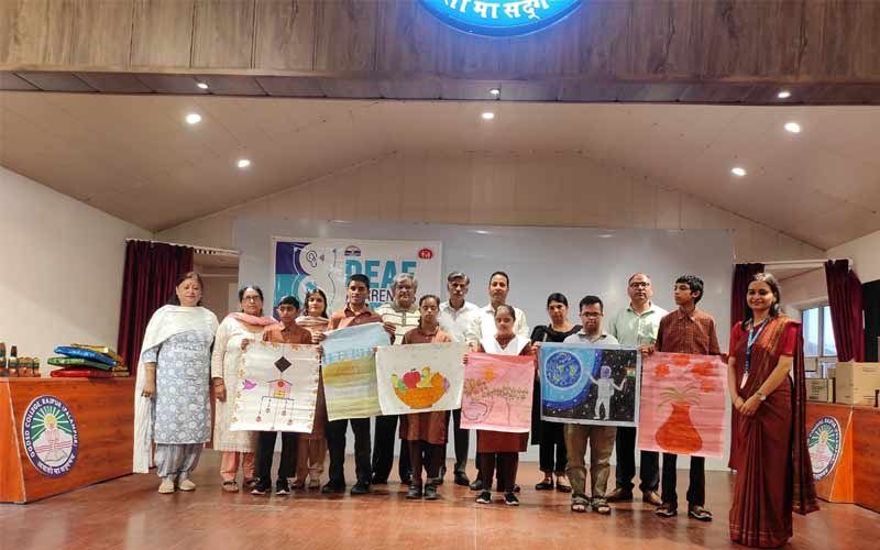 बधिर जागरूकता सप्ताह: विद्यार्थियों को बहरेपन और एचआईवी एड्स के बारे में किया गया जागरूक