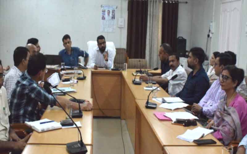 जिला मुख्यालय चंबा में प्रधानमंत्री अनुसूचित जाति अभिउदय योजना बारे बैठक आयोजित,