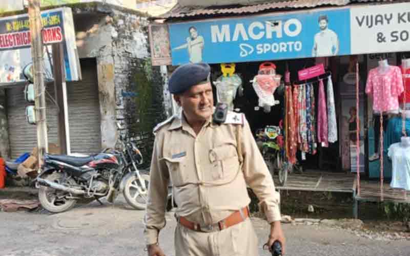 नूरपुर पुलिस अब बॉडी वार्न कैमरों की निगरानी में करेगी वाहनों की जांच