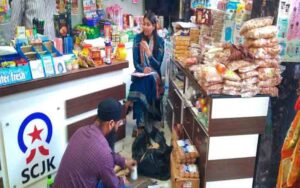 Panic-in-Nahan-market-due-t.jpg