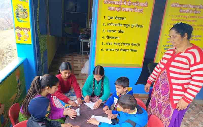 ज़िला चंबा में 28931 बच्चों को 1495 आंगनबाड़ी केंद्रों से मिल रहा है पूरक पोषाहार