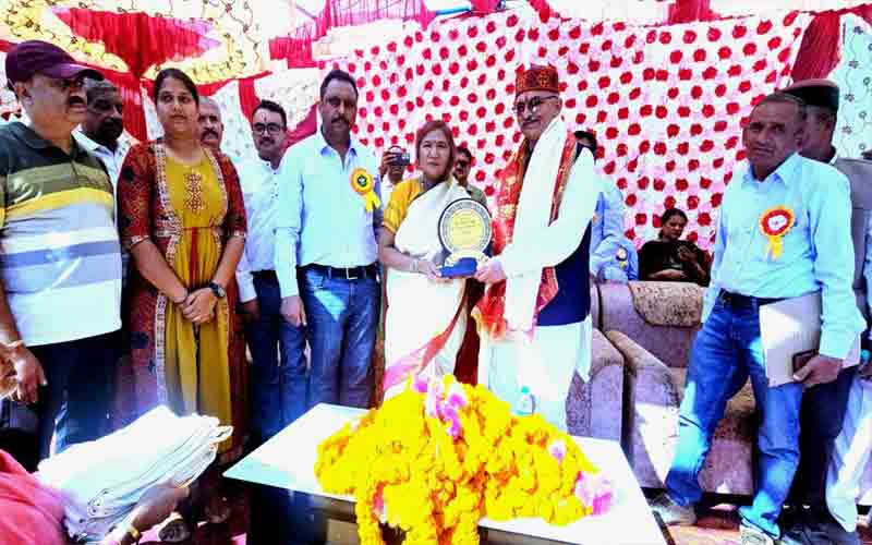 मेला में खुशियों का संचार : नाहन विधायक अजय सोलंकी ने शिरकत की