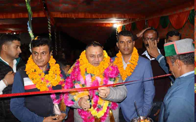27 लाख से निर्मित सामुदायिक रसोईघर व कला मंच का किया उद्घाटन