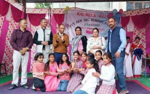 pabiyana-school-me--bache-p