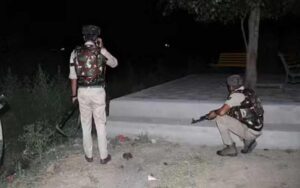 आतंकी हमले में दो यूपी के मजदूर घायल, कई जगहों पर तलाशी अभियान जारी