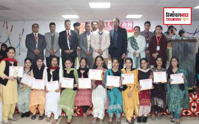 अच्छी संगति से समाज और परिवार का नाम करें रोशन: उपायुक्त