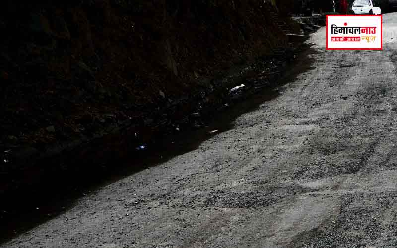 राजगढ़-रतोली सड़क की दुर्दशा , सरकार और विभाग खामोश