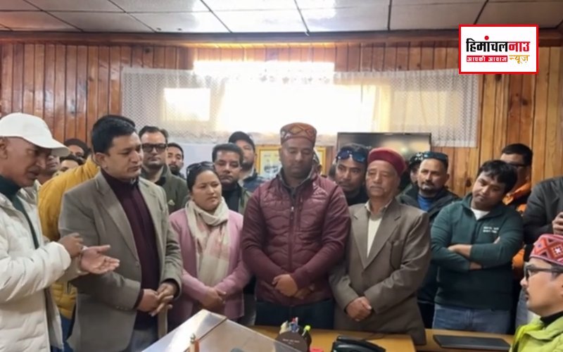 मनाली के सोलंग वैली में एडवेंचर स्पोर्ट्स पर विवाद, स्थानीय कारोबारियों ने की सख्त कार्रवाई की मांग