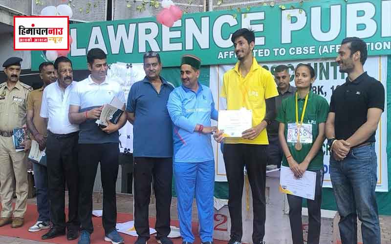 शाहपुर में युवाओं ने नशे के खिलाफ दौड़ लगाकर दिया संदेश, विजेताओं को किया गया सम्मानित