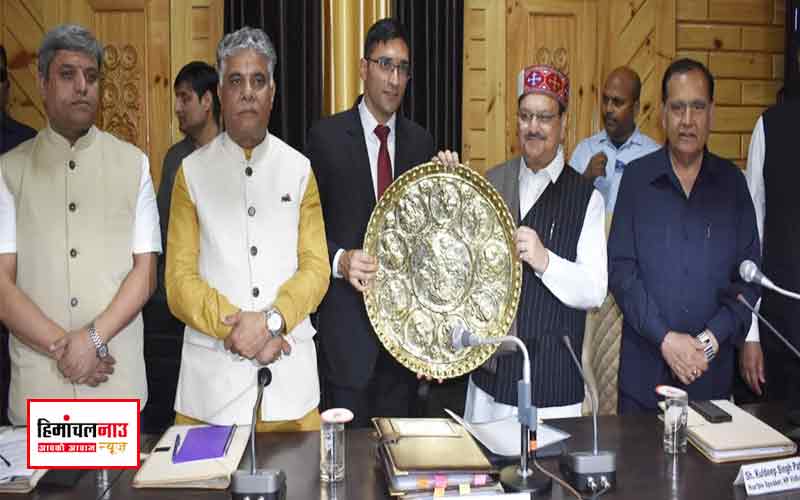 सुदृढ़ स्वास्थ्य सेवाओं के लिए कार्य योजना बनाकर केंद्रीय स्वास्थ्य मंत्रालय को भेजने के निर्देश