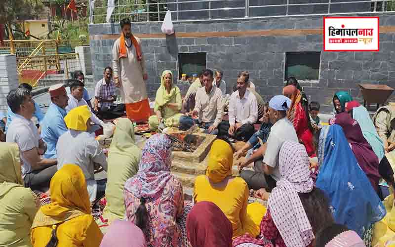 शिरगुल मंदिर में पूर्व सैनिक महिलाओं ने ‘ऑपरेशन सिंदूर’ की सफलता पर किया हवन, जवानों की सुरक्षा के लिए प्रार्थना