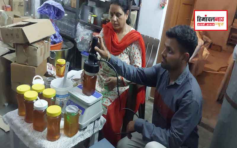 अनुभव सूद की मेहनत से मधु विकास योजना बनी सफलता की मिसाल , 1 लाख से शुरू कर रहे 30 लाख की कमाई