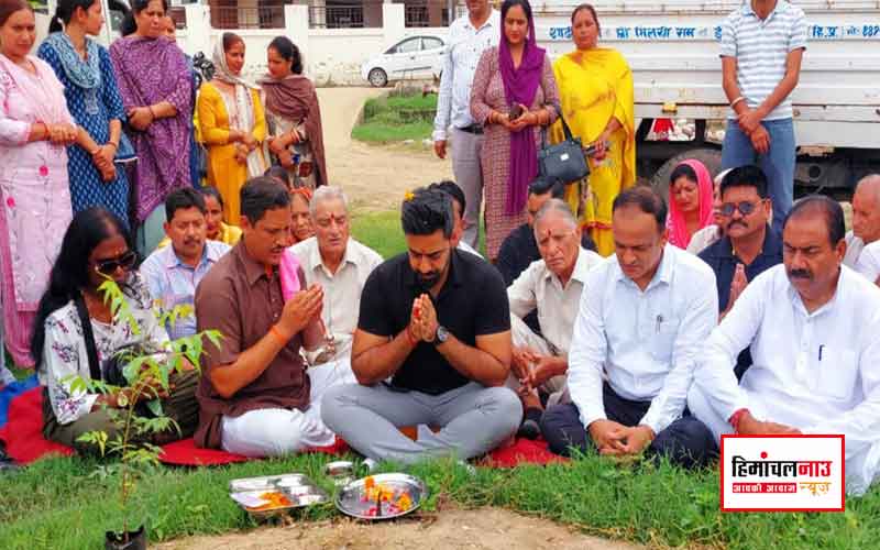 ऊना / उपायुक्त ने घालूवाल एनआरएसटी केंद्र में पौधारोपण कर पर्यावरण संरक्षण का दिया संदेश