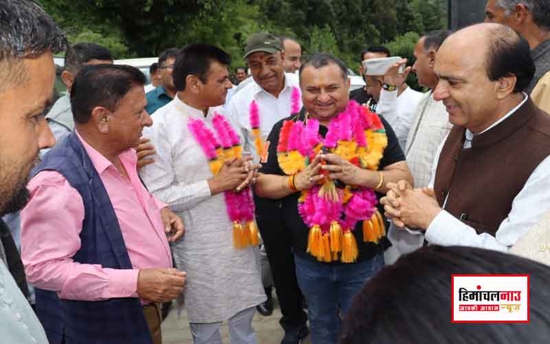 विधानसभा उपाध्यक्ष ने गताधार में क्षतिग्रस्त सड़कों का लिया जायजा