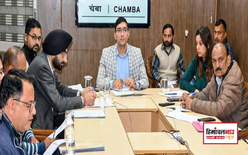 चंबा / जिले में आधार सेवाओं में तेजी लाने के निर्देश, विद्यार्थियों के बायोमेट्रिक अपडेट 31 दिसंबर तक पूरे करने के आदेश