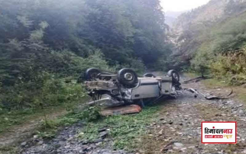 कुल्लू के सैंज में दर्दनाक सड़क हादसा, 200 मीटर गहरी खाई में गिरी कार , दो युवकों की मौत