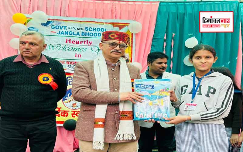 नशे से दूर रहकर शिक्षा और अनुशासन को जीवन का आधार बनाएं : अजय सोलंकी