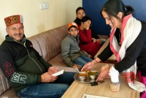 सिरमौर में 11 लाख पर्यटक: पहाड़, परंपरा और स्वाद ने बनाया नया टूरिज्म मॉडल