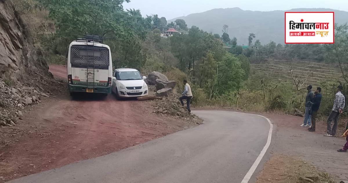 मानगढ़–चनाहलग रूट पर यात्रियों की जान से खिलवाड़! खराब बस को जबरन चलाने का आरोप, लोगों में भारी रोष