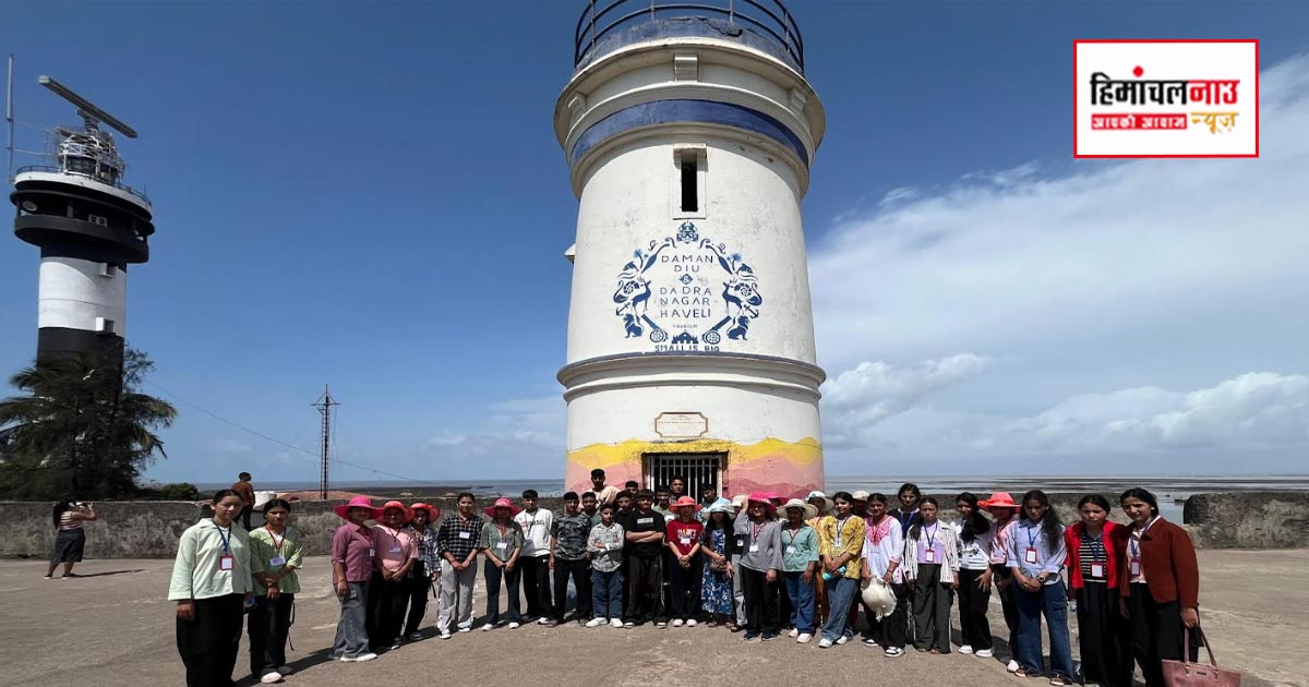 शैक्षणिक भ्रमण / चंबा के बच्चों का दमन में शैक्षणिक भ्रमण, ऐतिहासिक स्थलों, समुद्र तट और पक्षी उद्यान का लिया अनुभव