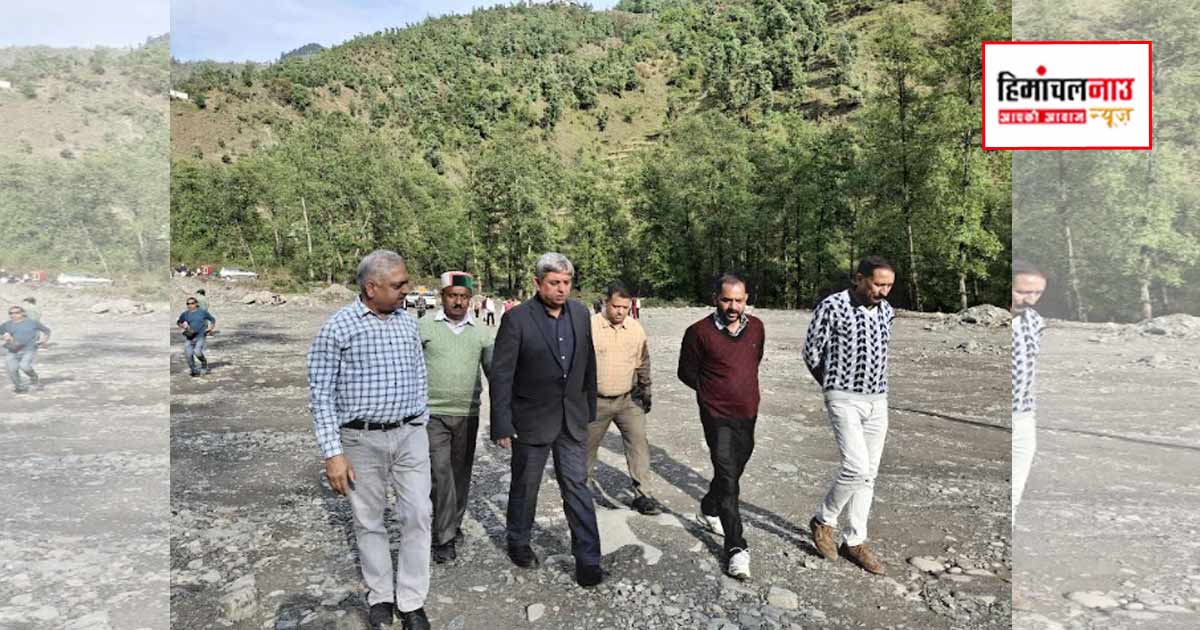 चंबा के साहू में निर्माणाधीन खेल मैदान का विधायक नीरज नैय्यर ने किया निरीक्षण