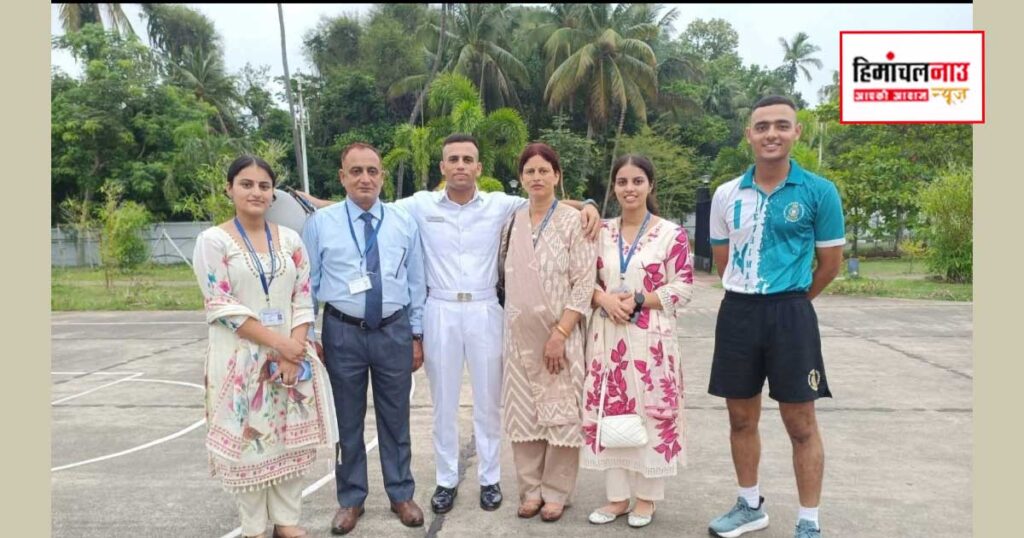भारतीय नौसेना में लेफ्टिनेंट बने अभिषेक ठाकुर