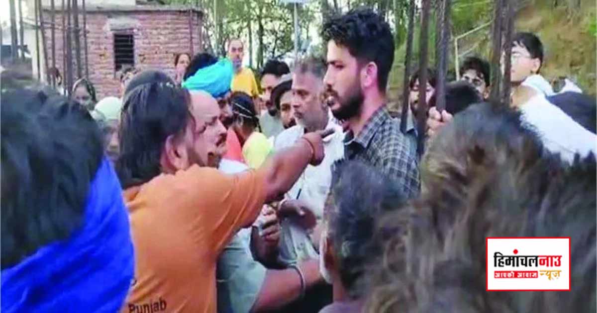 बाबा बालक नाथ मंदिर दियोटसिद्ध में श्रद्धालुओं का सामान चोरी करने के आरोप में तीन कर्मचारी हटाए गए