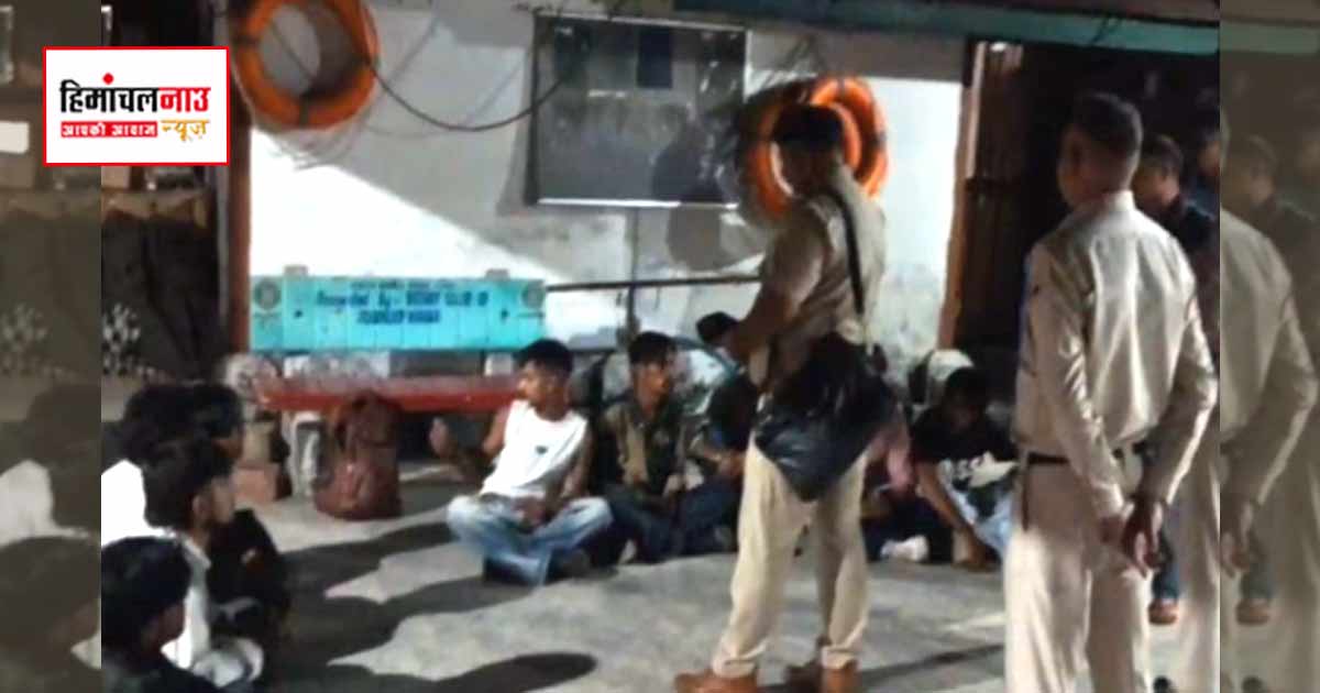 Crime / मंडी के गुम्मा में महिला से चेन छीनने का आरोप, पंजाब के नौ युवक पुलिस हिरासत में