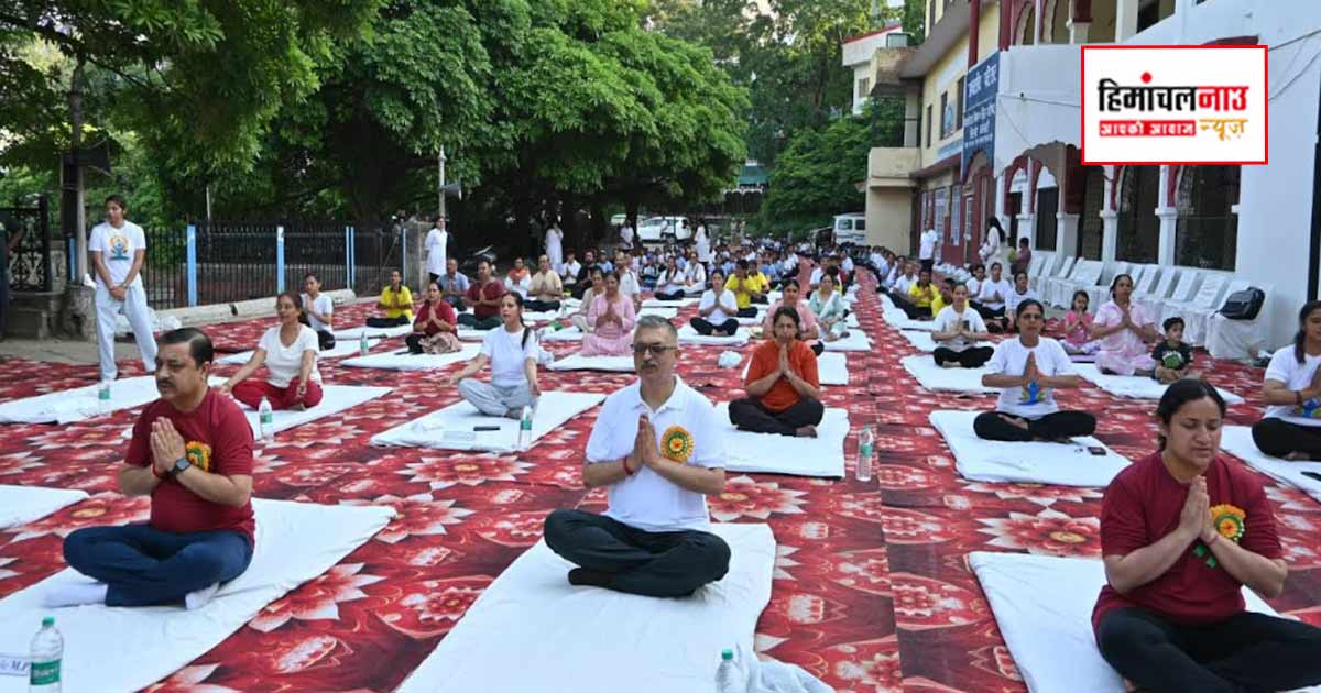 Yoga Day / योग को जीवनशैली बनाकर स्वस्थ और नशामुक्त समाज का करें निर्माण : अजय सोलंकी