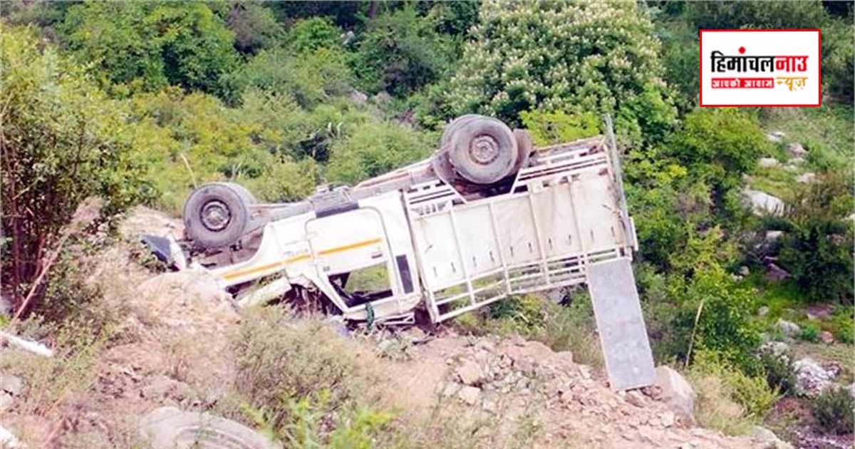 Accident / किन्नौर में पिकअप जीप खाई में गिरी, सांगला के युवक की मौत, एक घायल