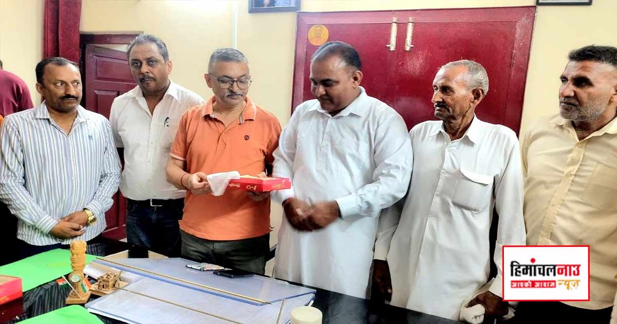 नागल सुकेती में कांग्रेस समर्थित नेतृत्व का परचम, जीत के बाद विधायक अजय सोलंकी से मिले रामलाल-जगमाल
