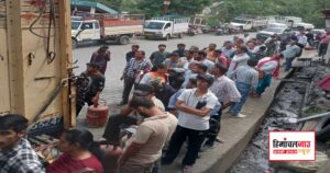 राजगढ़ में गैस संकट गहराया, घंटों लाइन में लगने के बाद भी नहीं मिल रहे सिलेंडर