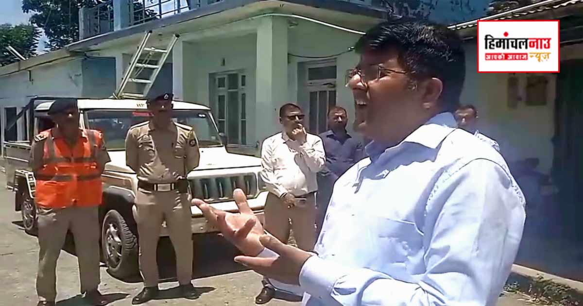 Mega Mock Drill / मॉक ड्रिल में तहसील भवन ढहने की स्थिति का अभ्यास, घायलों का किया रेस्क्यू