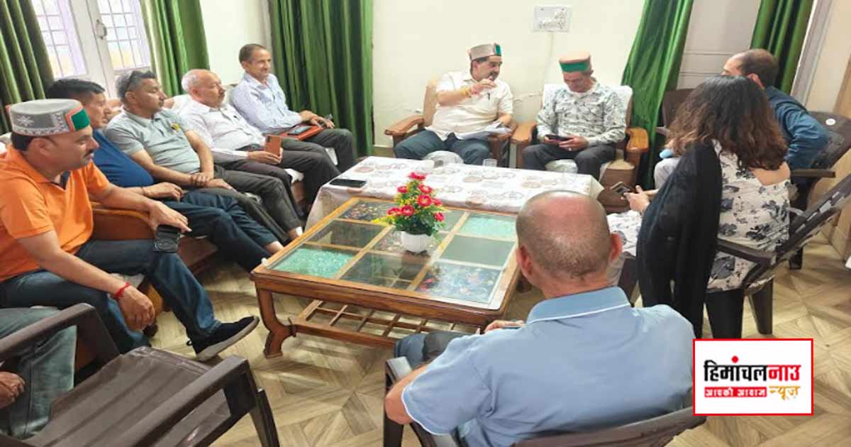 शाहपुर विधायक केवल सिंह पठानिया ने रैत में जनसमस्याएं सुनकर अधिकारियों को निर्देश दिए