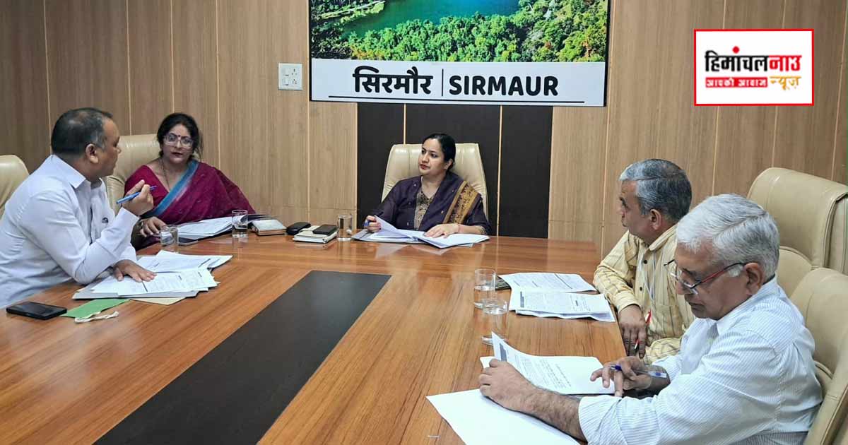 उचित मूल्य की दुकानों के नियमित निरीक्षण व खाद्यान्नों के सुरक्षित भंडारण के निर्देश